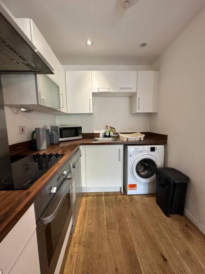 New Build 2 Bedroom With 2 Bath In London Luaran gambar