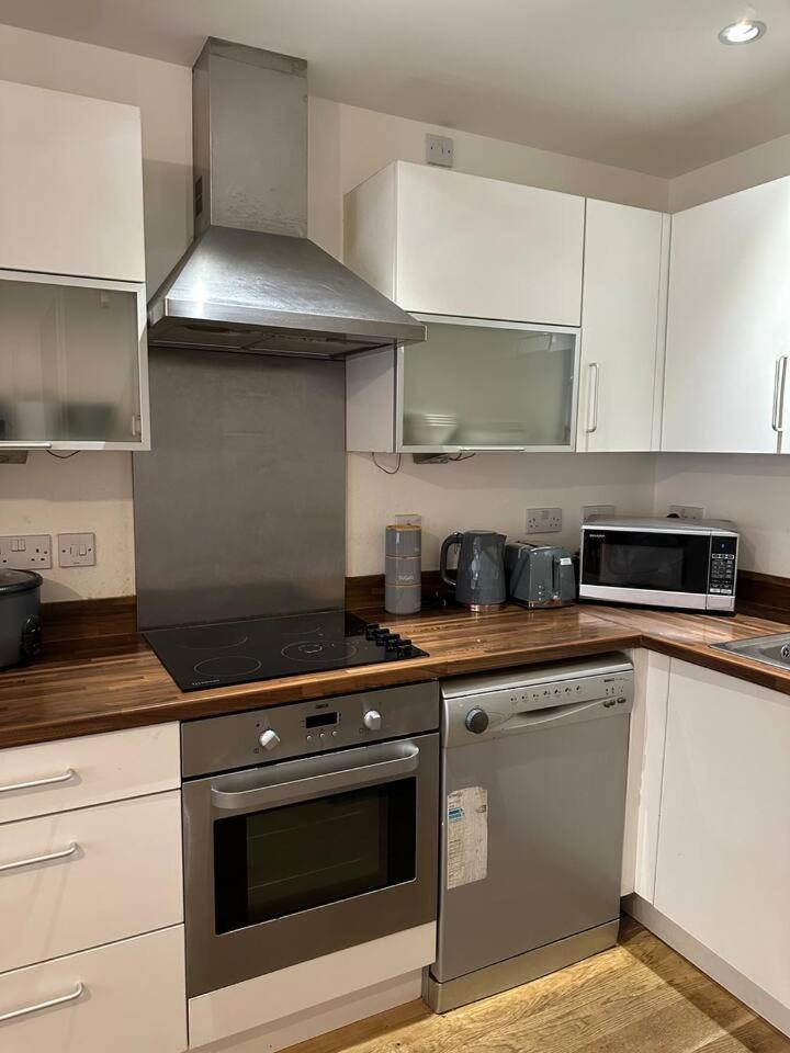 New Build 2 Bedroom With 2 Bath In London Luaran gambar